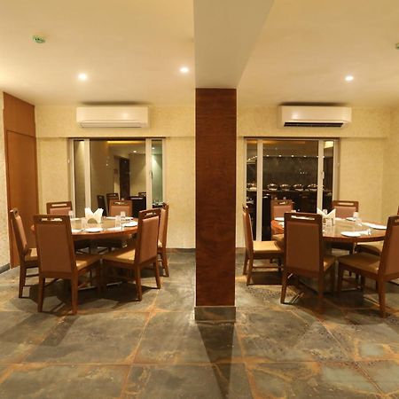 Hotel Cliffton Mumbai Exterior foto