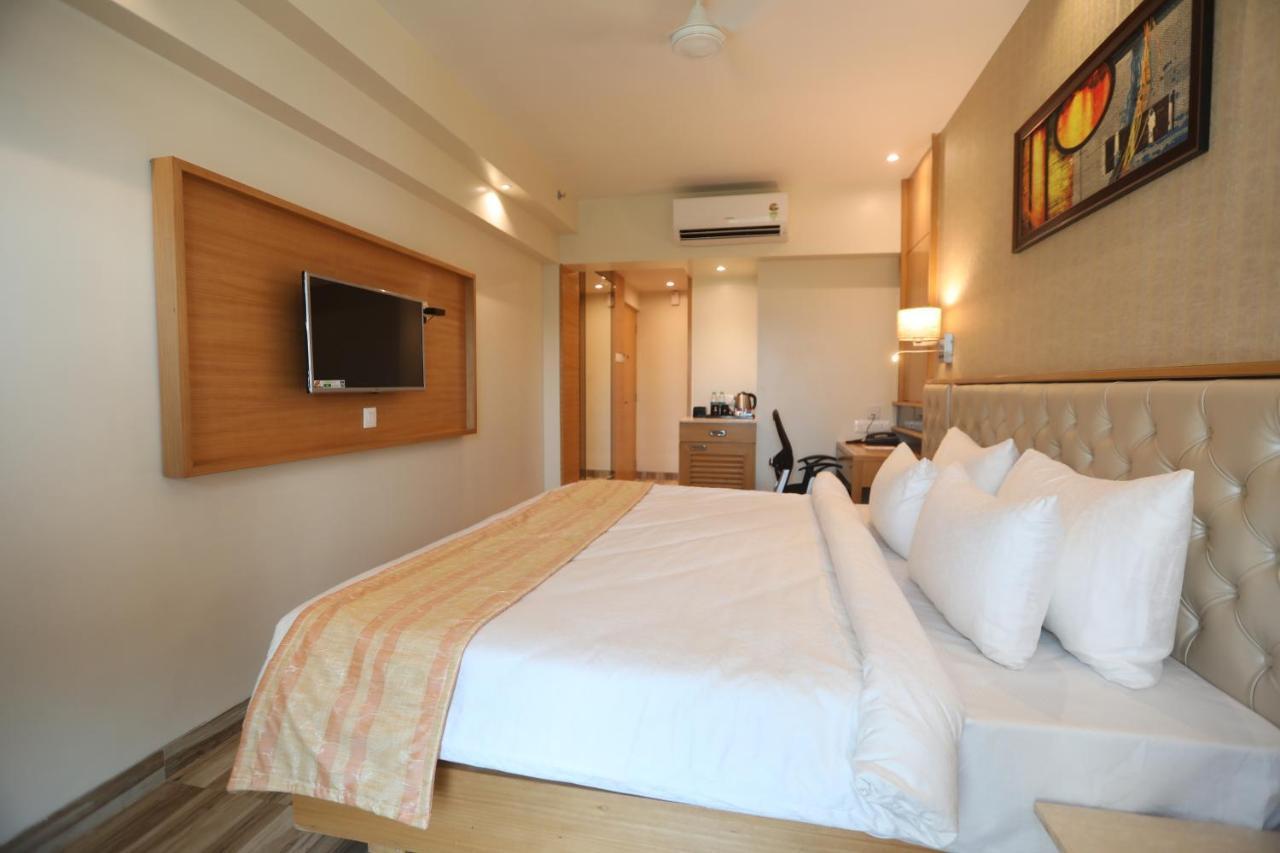 Hotel Cliffton Mumbai Exterior foto