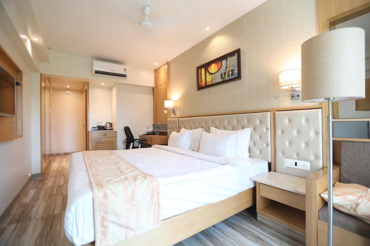 Hotel Cliffton Mumbai Exterior foto
